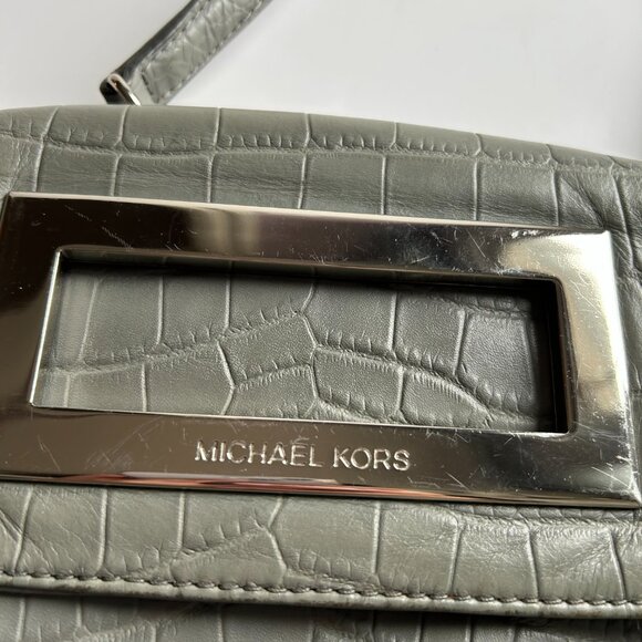 Michael Kors Crossbody Bag in Light Gray - Picture 3 of 13